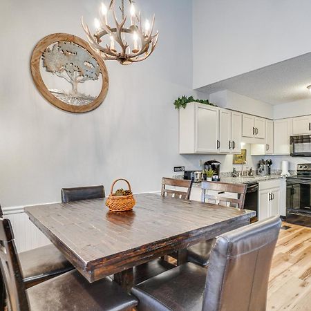 Downtown Gatlinburg Condo With Mountain-View Balcony Εξωτερικό φωτογραφία