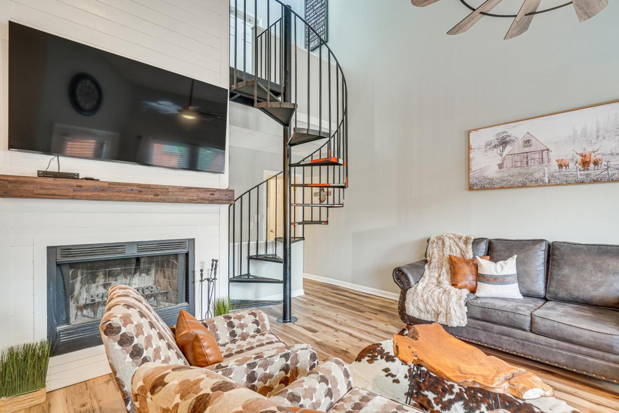 Downtown Gatlinburg Condo With Mountain-View Balcony Εξωτερικό φωτογραφία